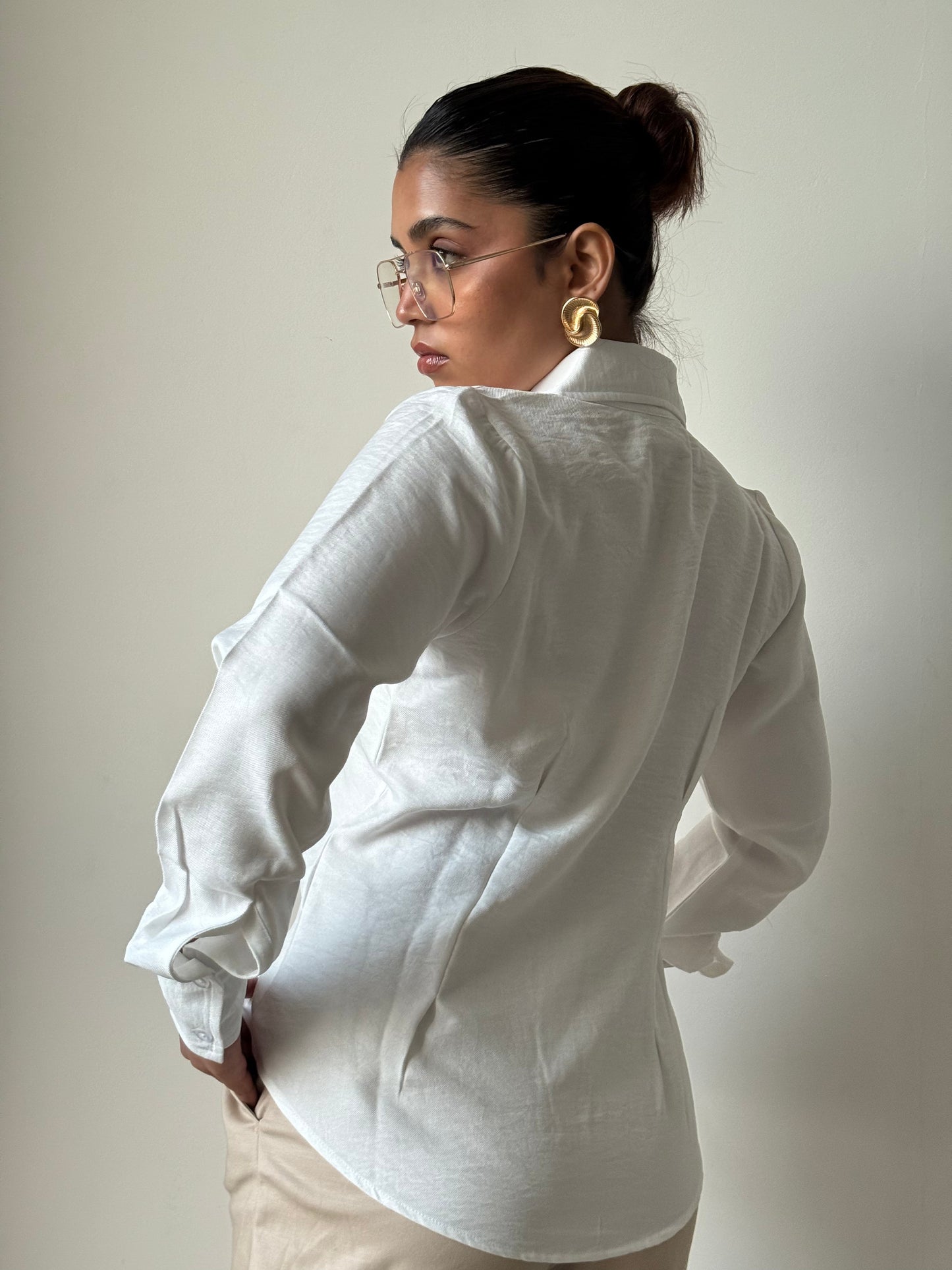 Sculpted Waistline Classic Shirt