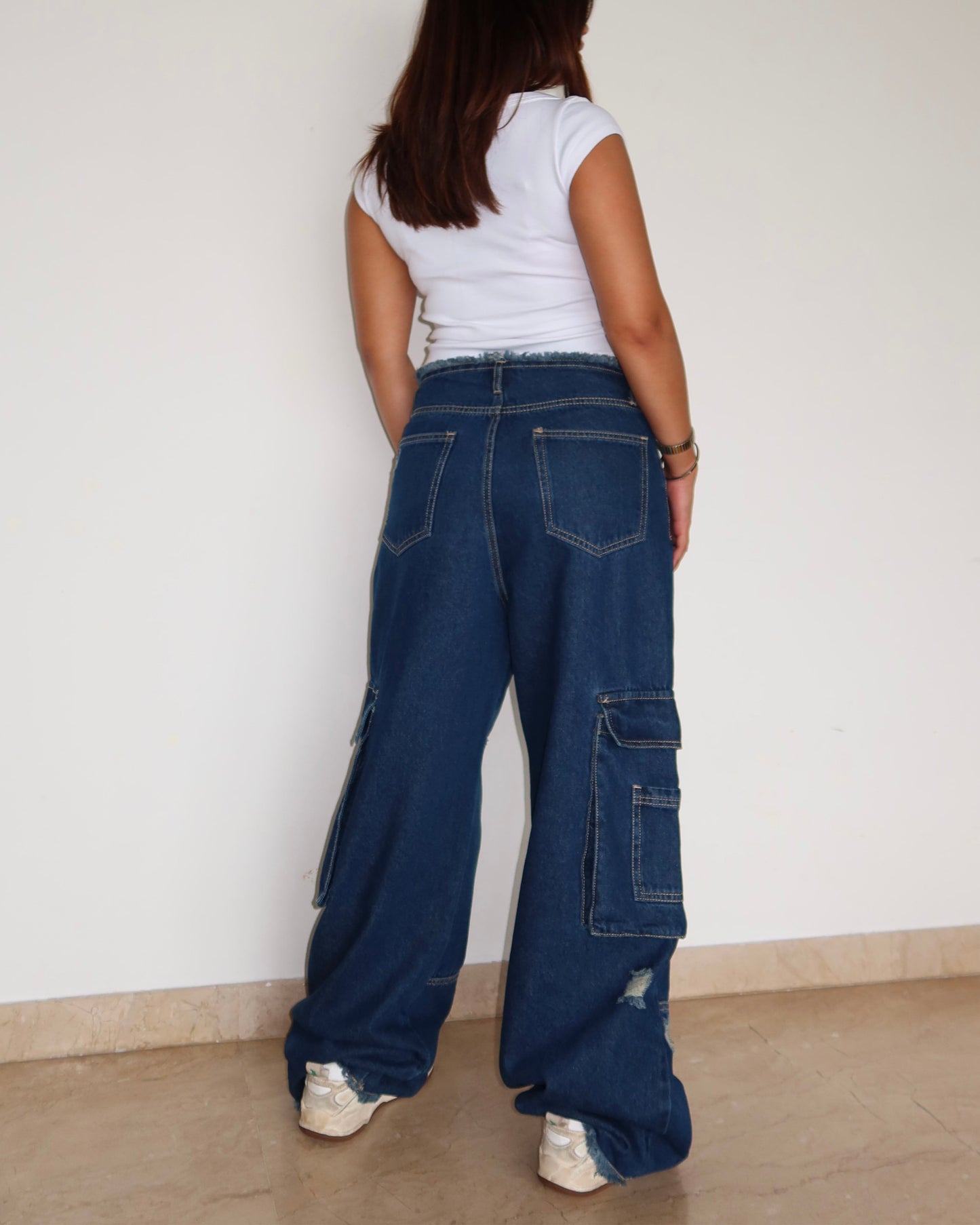 Deep Blue Distress Cargos