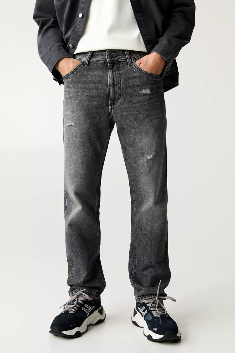 Revival Edge Straight Fit Jeans