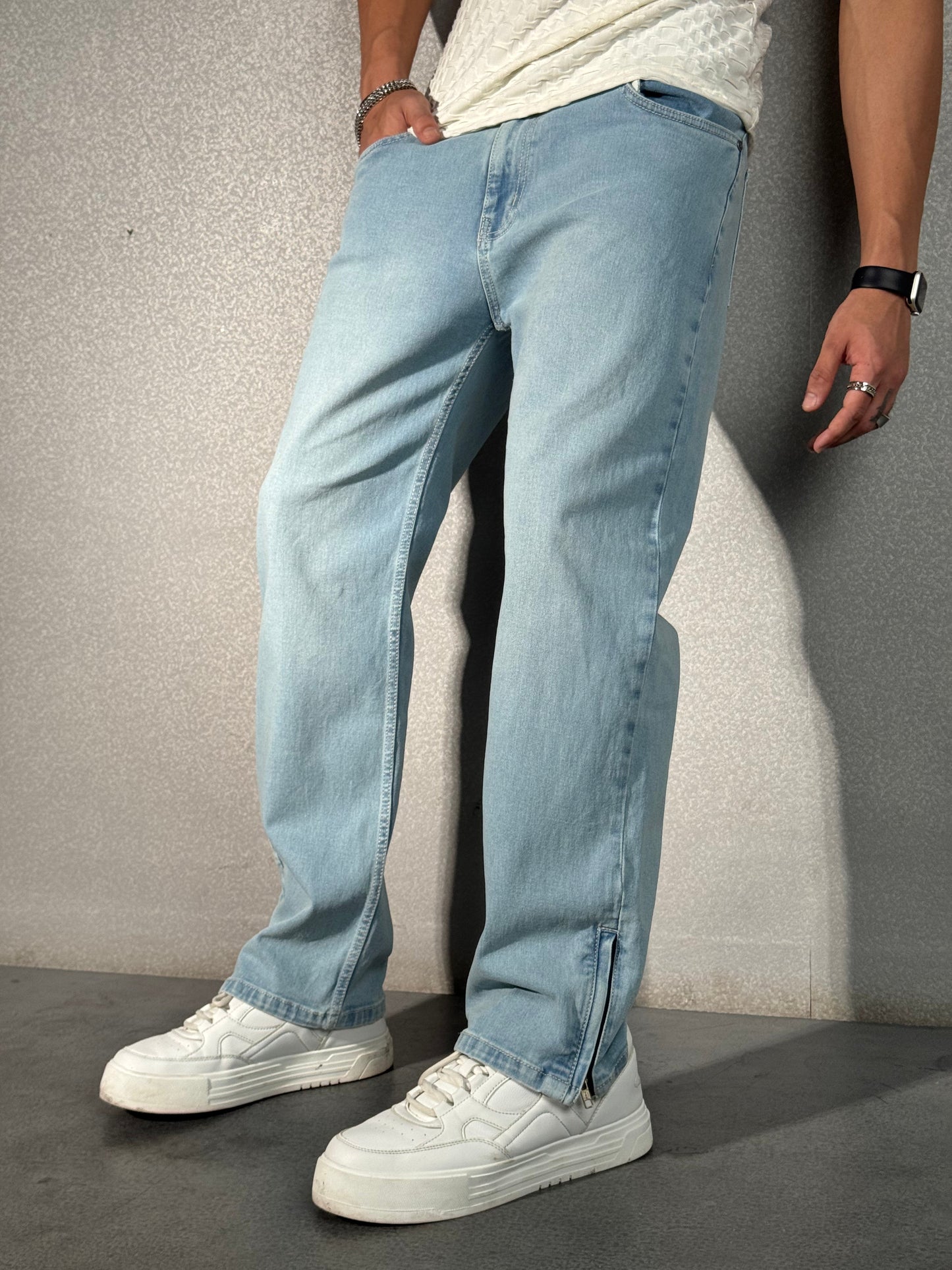 Flashback Slit Straight Fit Jeans