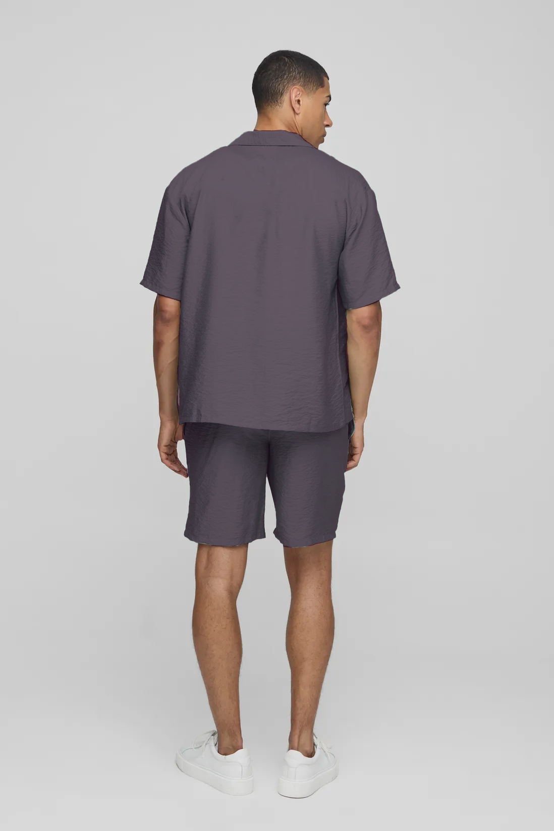 Off Duty Resort Set