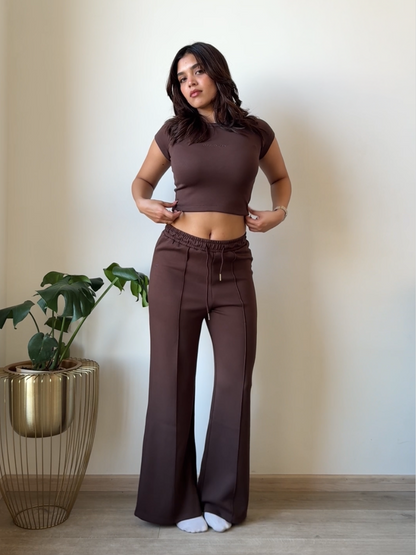 CloudSoft Flex Crop Top & Joggers